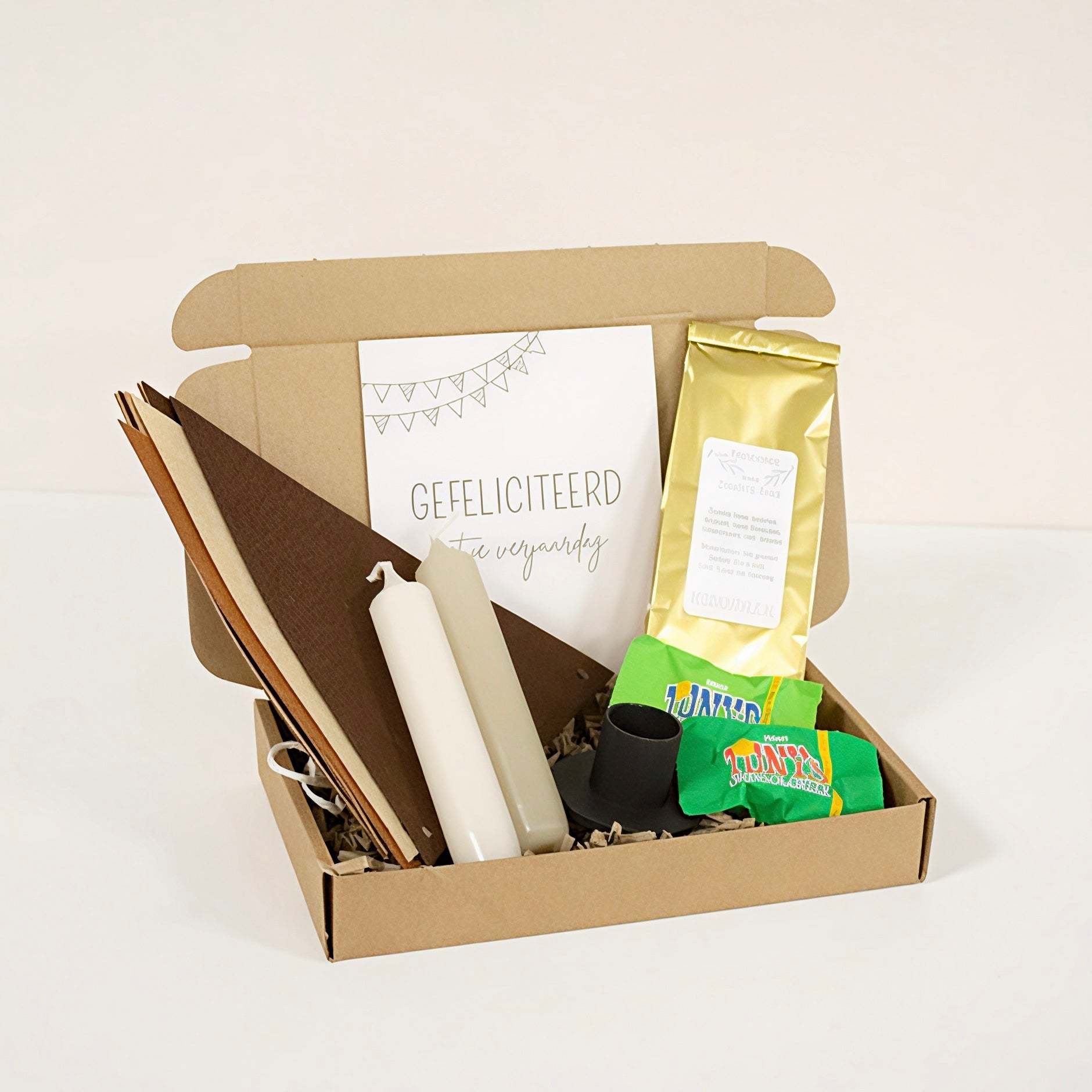 Pakketje 'Gefeliciteerd' middel