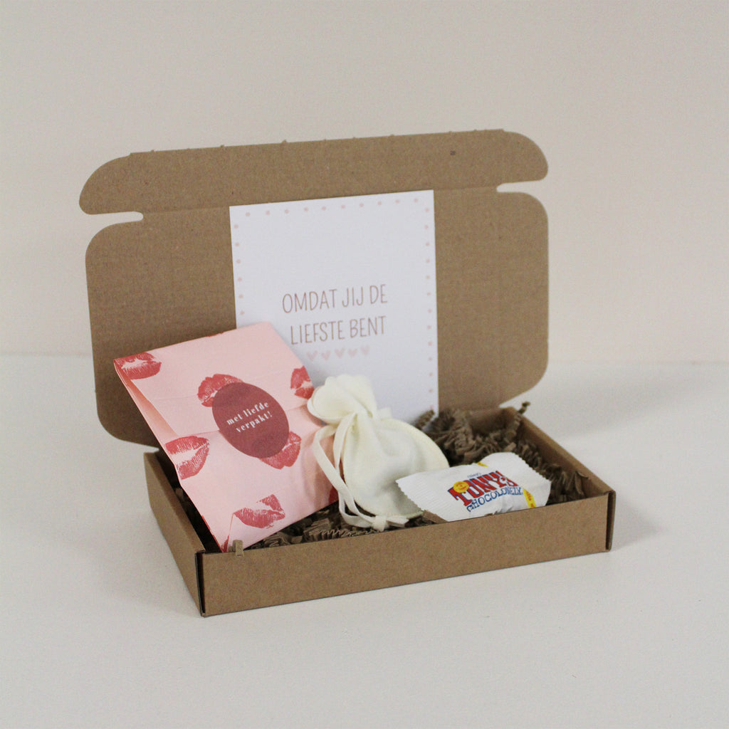 Pakketje ‘Sieradenset Hartjes’ middel