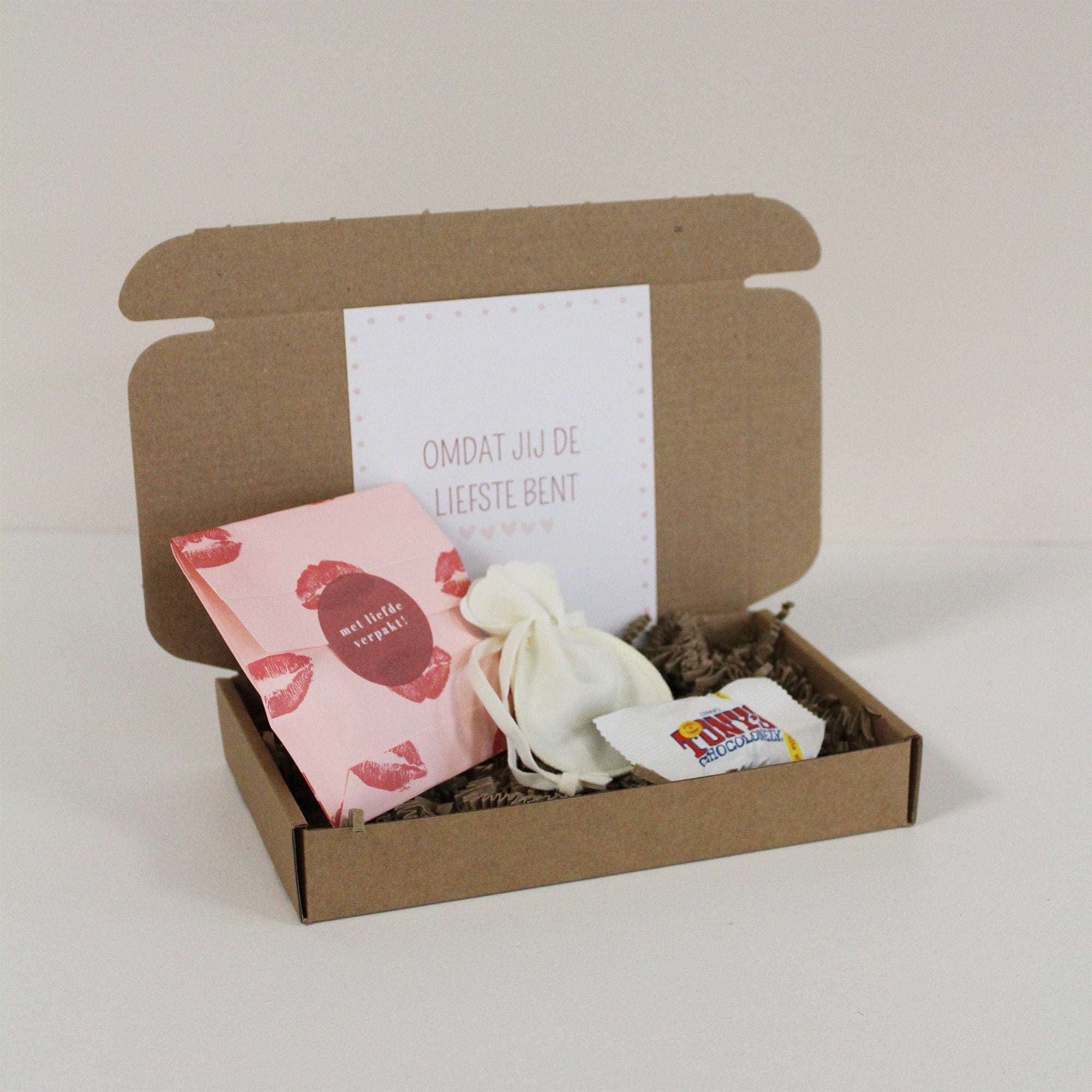 Pakketje ‘Sieradenset Hartjes’ middel