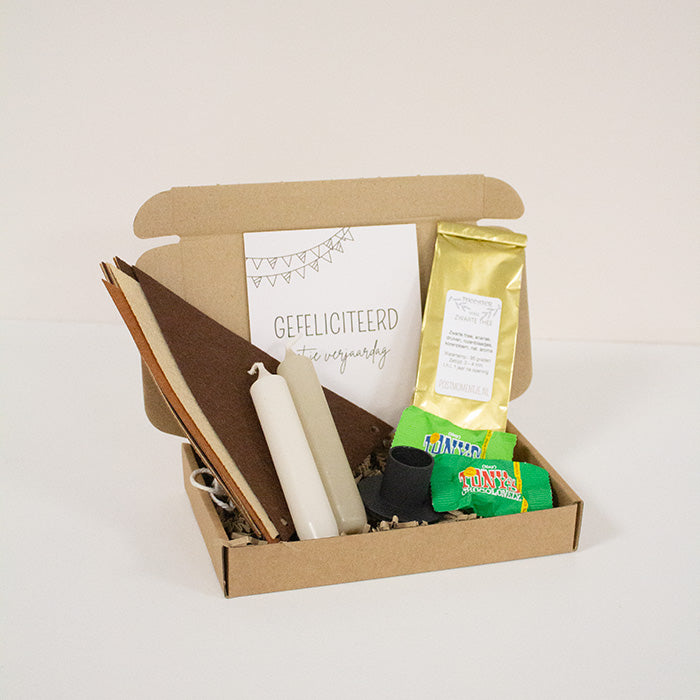 Pakketje 'Gefeliciteerd' middel